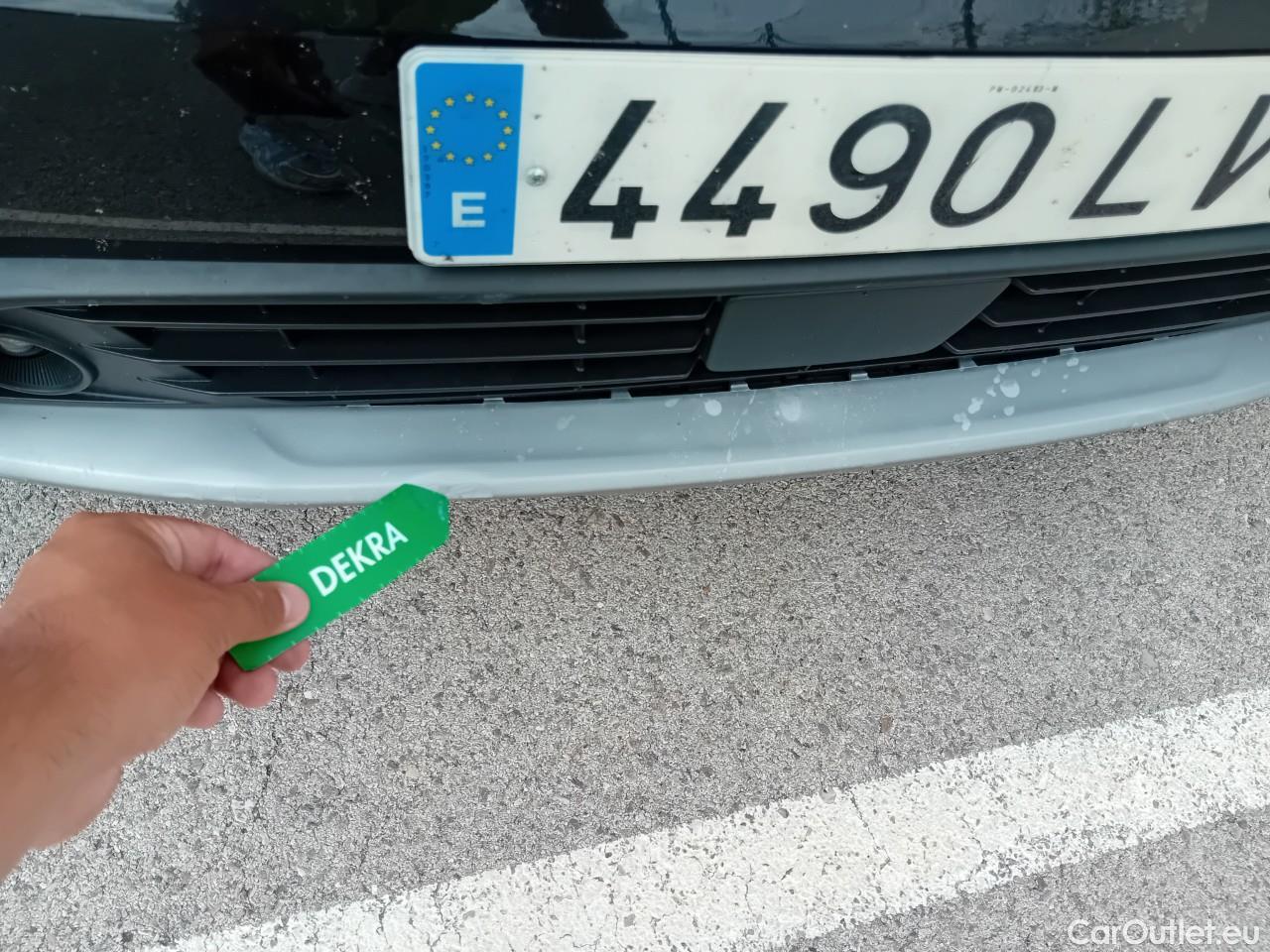  KIA  Niro KIA  / 2019 / 5P / crossover 1.6 GDi HEV 104kW (141CV) Drive #13