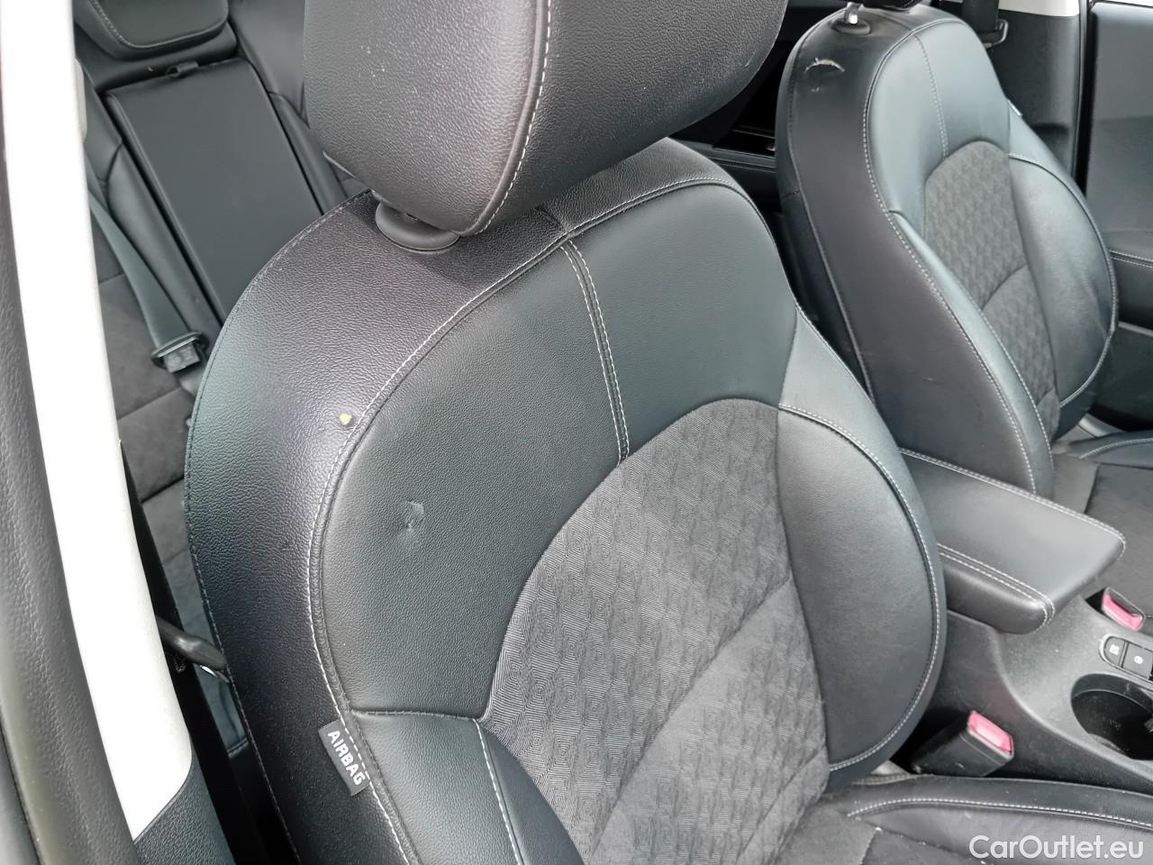  KIA  Niro KIA  / 2019 / 5P / crossover 1.6 GDi HEV 104kW (141CV) Drive #7