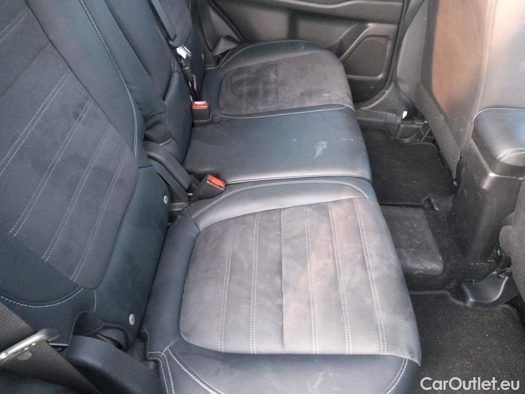  Mitsubishi  Outlander MITSUBISHI  5p 3G todoterreno 2.0 PHEV Kaiteki Auto 4WD #31