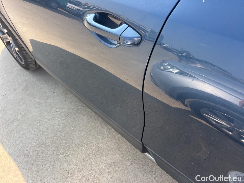  KIA  XCeed KIA  / 2019 / 5P / berlina con portón 1.6 CRDi Tech 100kW (136CV) DCT #9