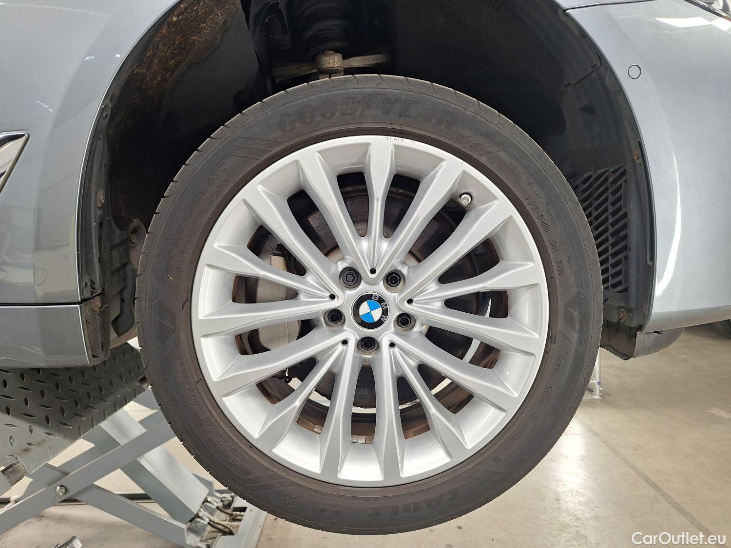  Bmw  Serie 5 BMW, 5-serie FL'20, BMW 5 Reeks Berline 530e 200kW 4d excluweb end 17.04 #1