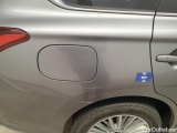  Mitsubishi  Outlander Mitsubishi  2.4 PHEV 4WD Instyle SDA AT 5d #60