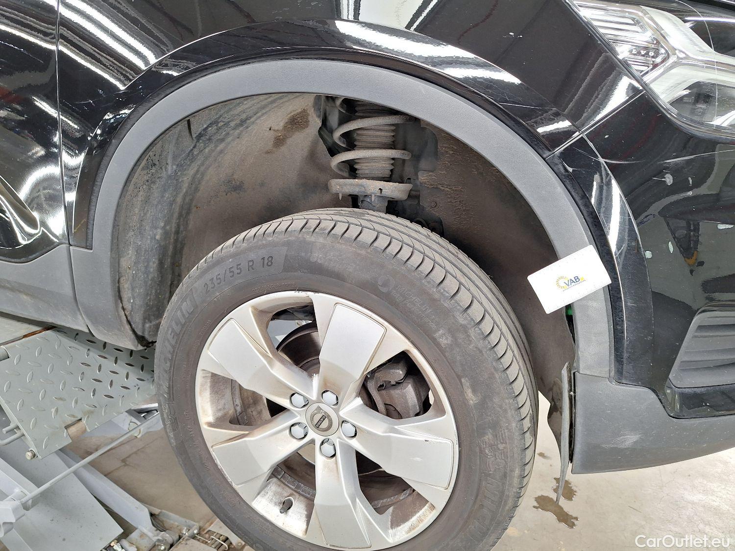  Volvo  XC 40 Volvo, XC40 '17, Volvo XC40 D3 Geartronic Momentum Pro 5d #8