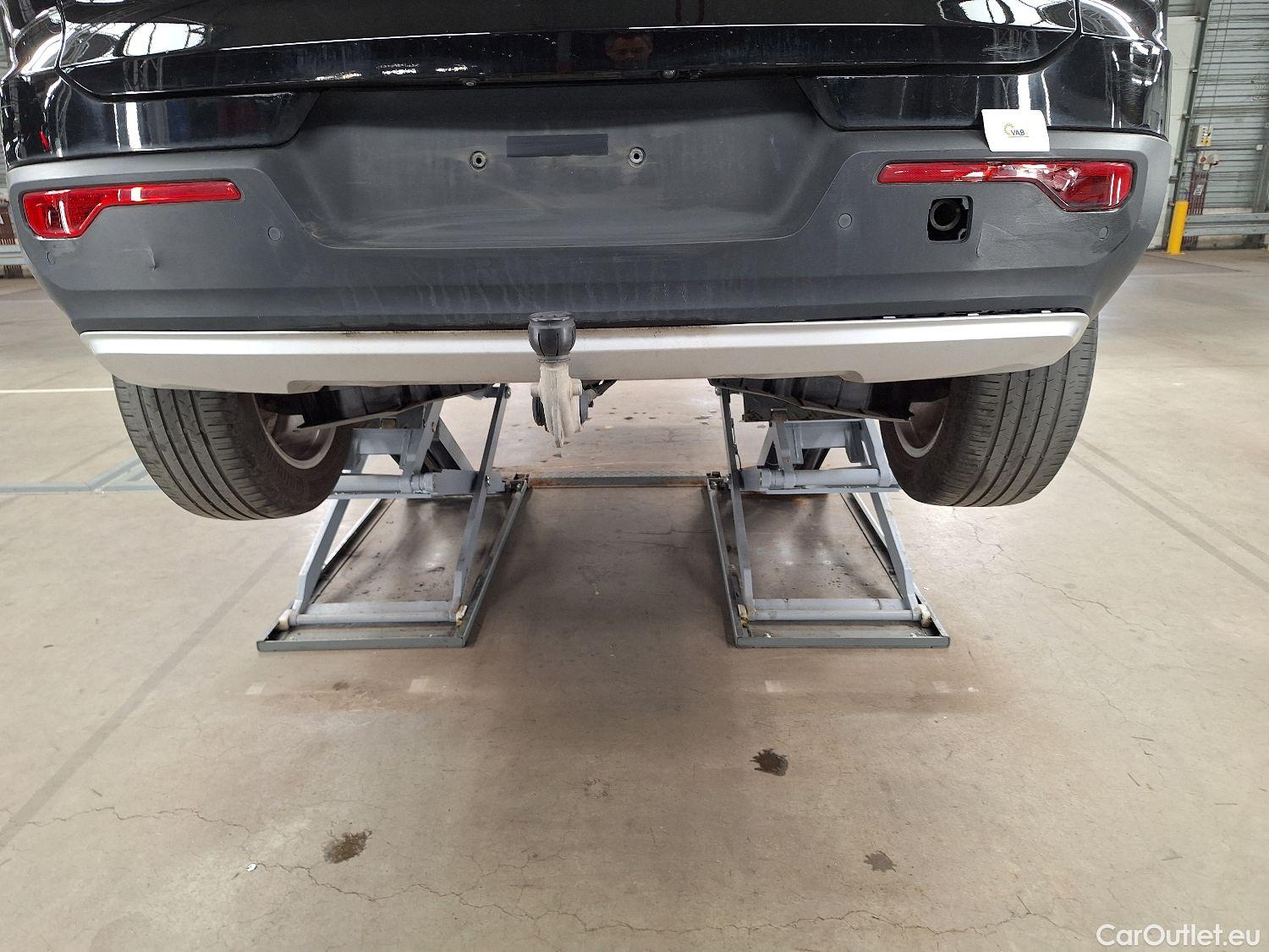  Volvo  XC 40 Volvo, XC40 '17, Volvo XC40 D3 Geartronic Momentum Pro 5d #32