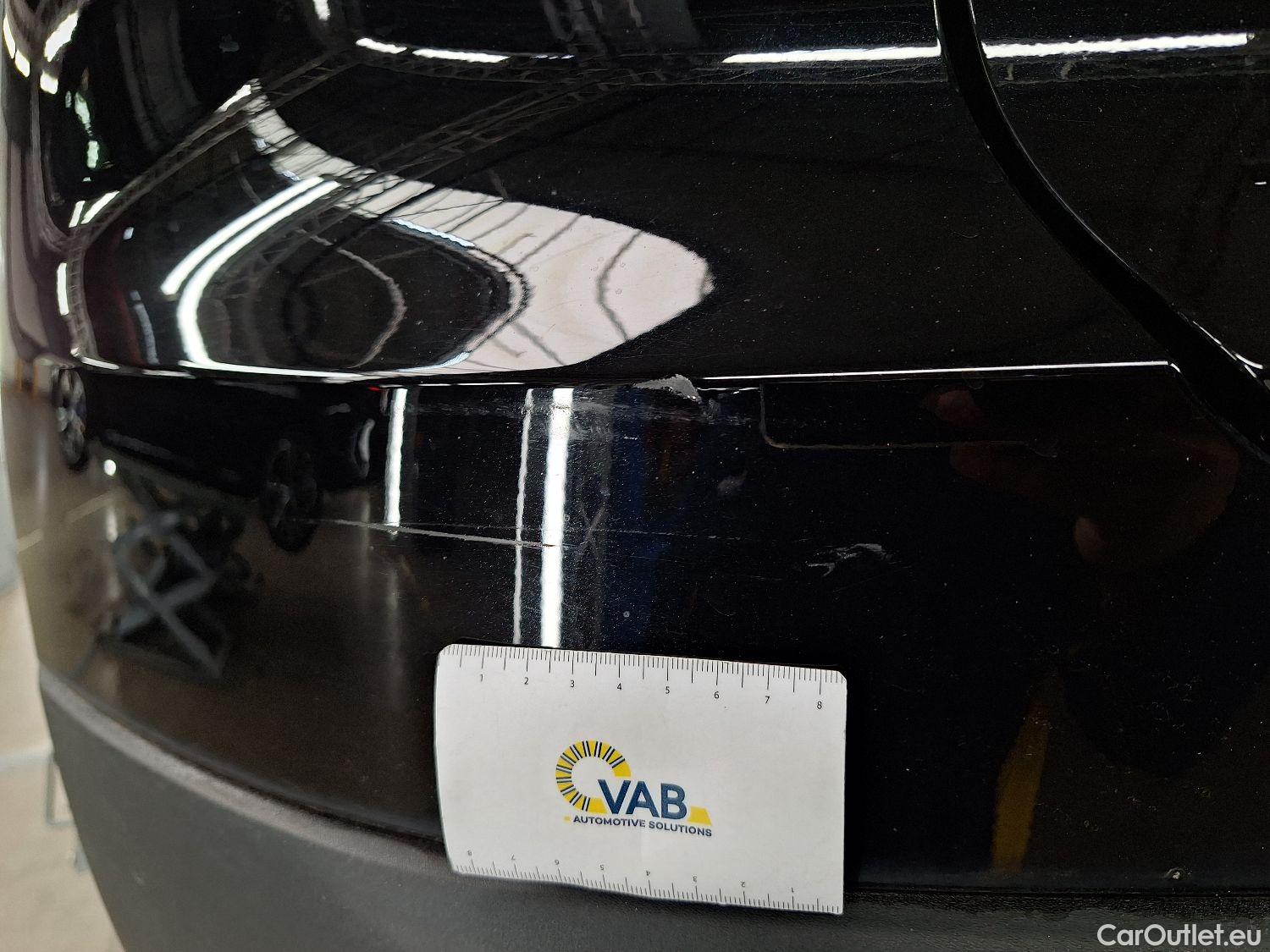  Volvo  XC 40 Volvo, XC40 '17, Volvo XC40 D3 Geartronic Momentum Pro 5d #38