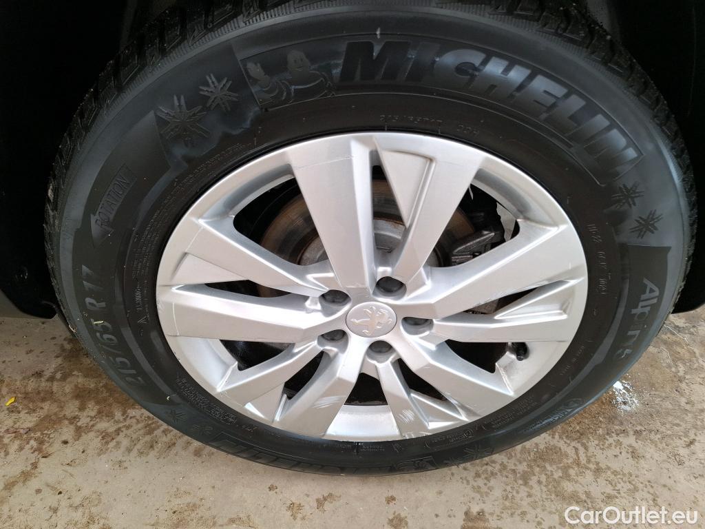  Peugeot  3008  Active Business 1.5 HDi 130CV BVM6 E6dT #44