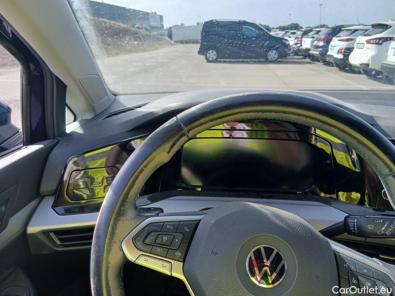  Volkswagen  Golf  VIII Berlina 1.0 TSI 110CV E6d #3