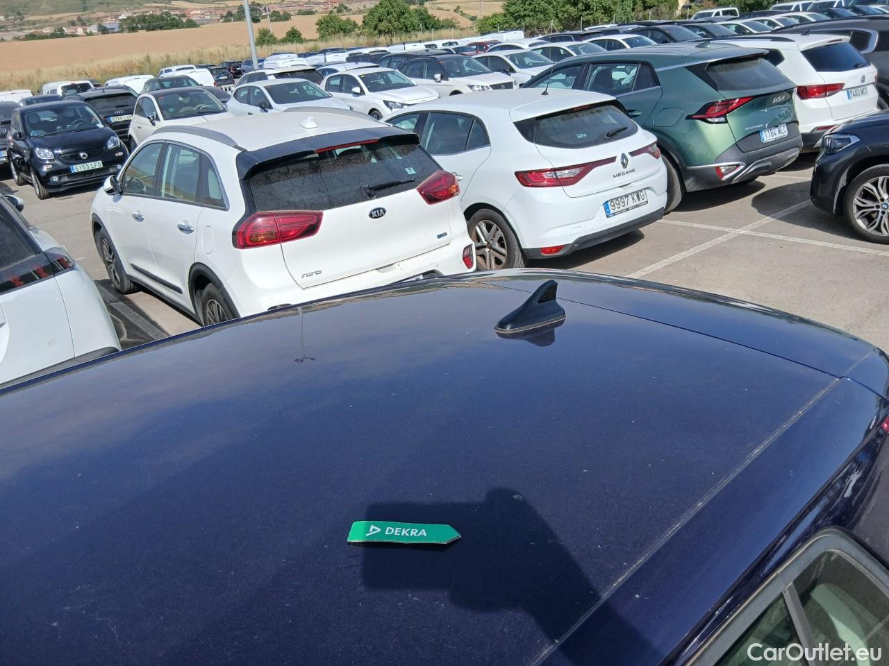  Volkswagen  Golf  VIII Berlina 1.0 TSI 110CV E6d #12