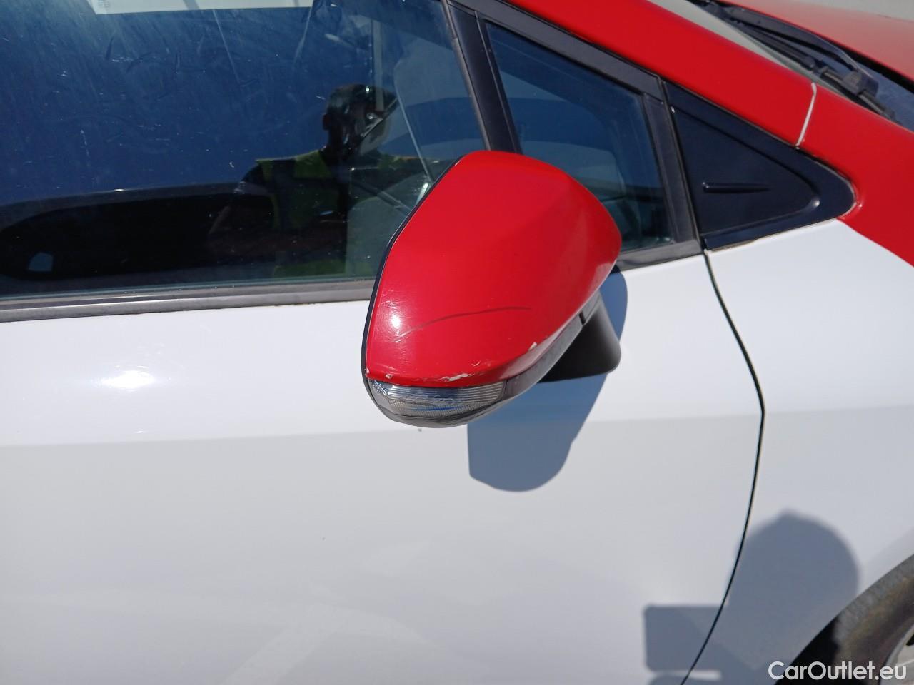  Toyota  Corolla TOYOTA  1.8 125H ACTIVE TECH E-CVT #34