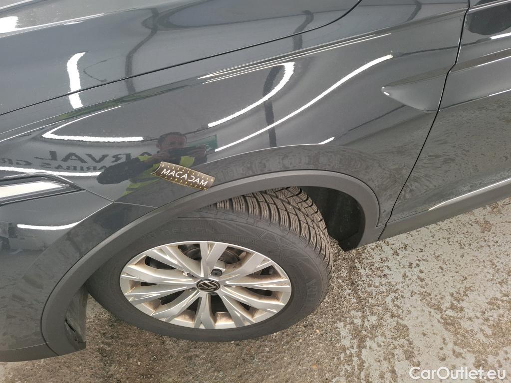  Volkswagen  Tiguan  Life Plus 2.0 TDI 150CV E6d #4