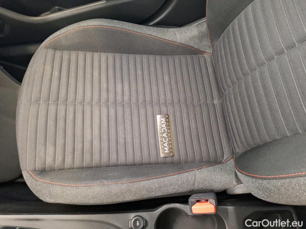  Peugeot  2008  Active Business 1.5 HDi 130CV BVA8 E6d #35