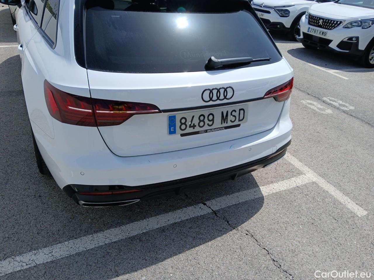  Audi  A4  Avant 35 TDI Black line edition Black Edition 2.0 TDI 165CV E6d #10