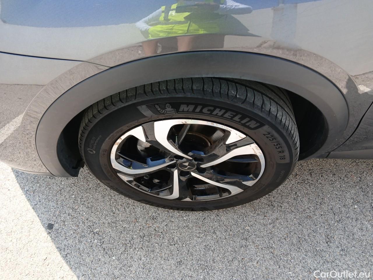  DS  DS7 DS DS 7 Crossback / 2017 / 5P / todoterreno BlueHDi DE 96kW (130CV) Auto. BASTILLE (AC2) #4