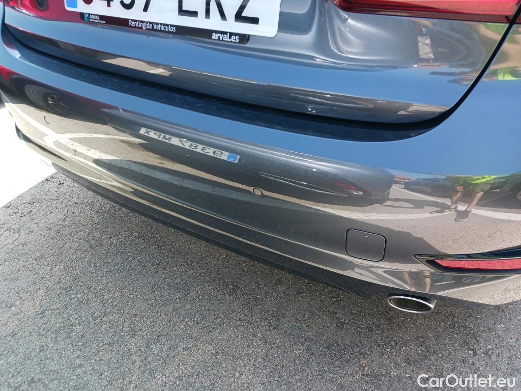  Bmw  Serie 3  Lim 318d Sport Line 2.0 150CV E6dT #16