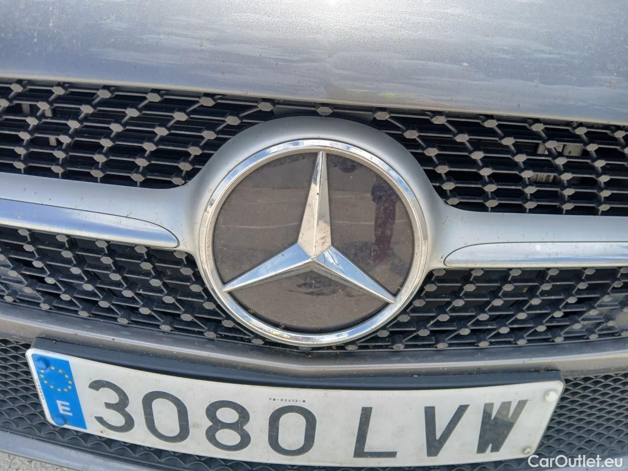  Mercedes  A-Klasse Clase A A 250 e (177.186) 1.3 215CV E6d #4