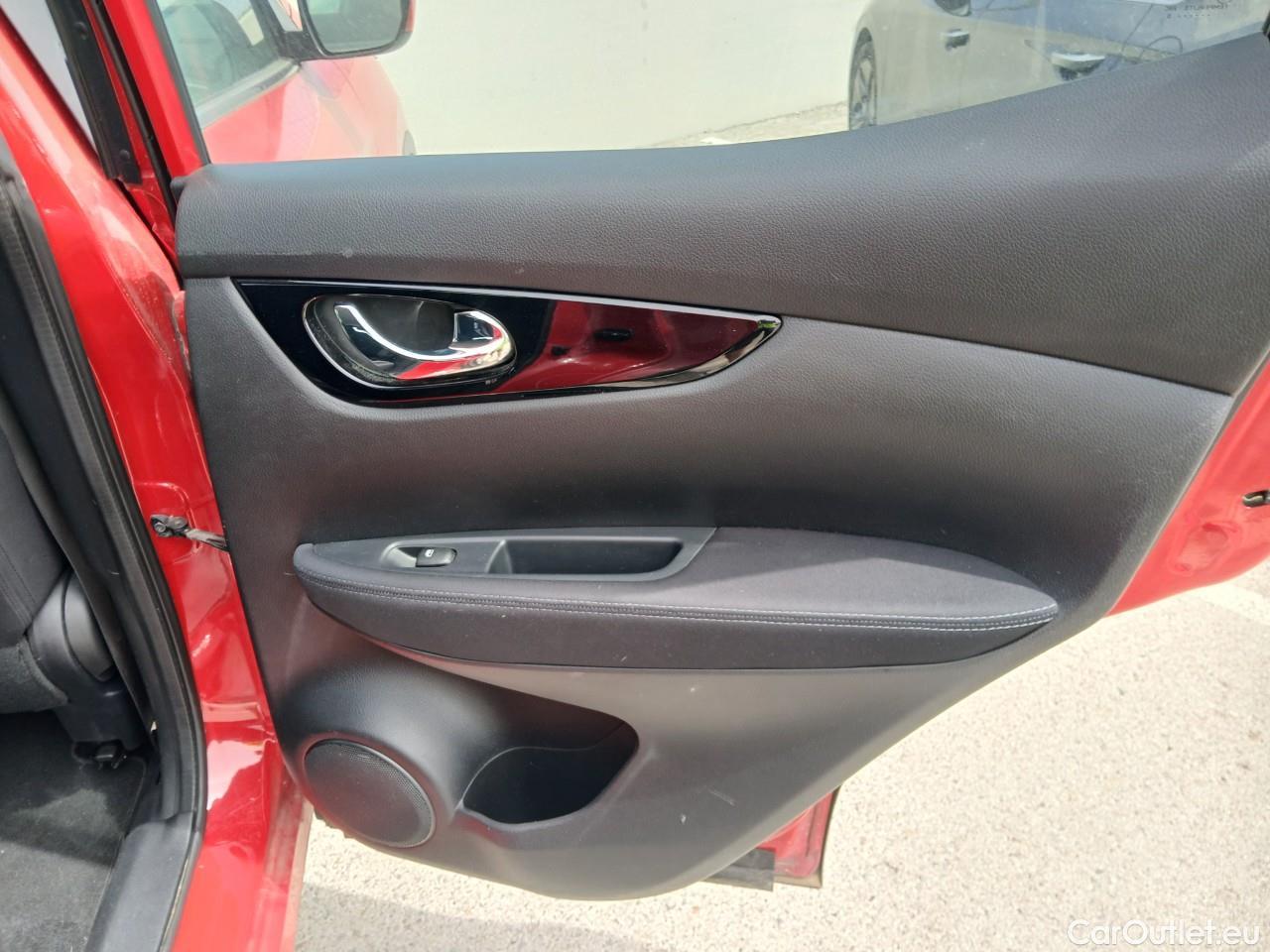  Nissan  Qashqai NISSAN  / 2017 / 5P / todoterreno dCi 85 kW (115 CV) E6D ACENTA #21