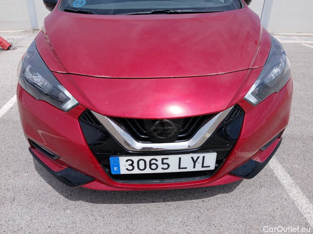  Nissan  Micra NISSAN  / 2017 / 5P / berlina con portón IG-T 68 kW (92 CV) E6D-F N-Design Black #3