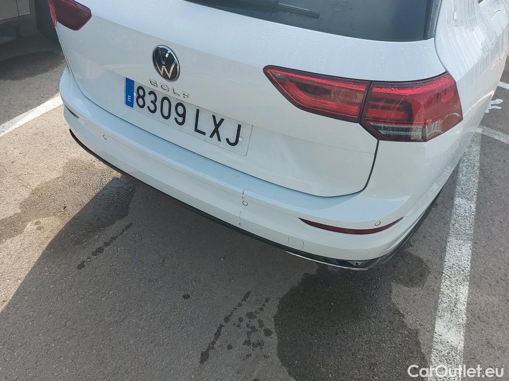  Volkswagen  Golf  VIII Variant R-Line 2.0 TDI 150CV E6d #15