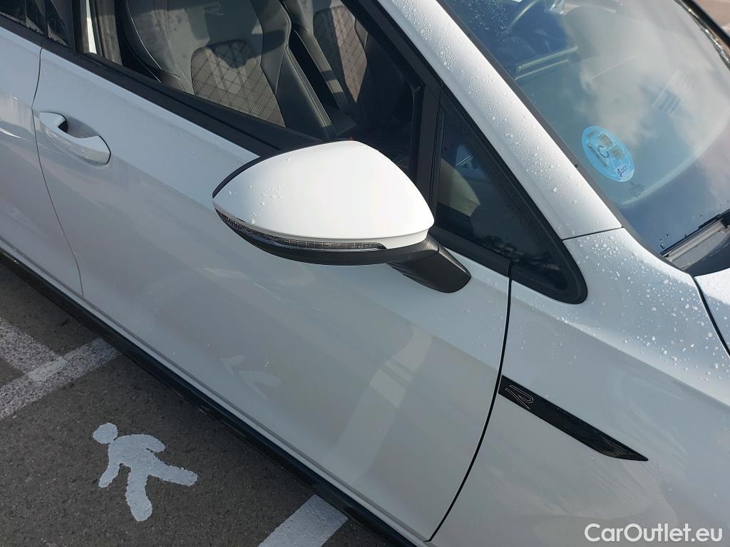  Volkswagen  Golf  VIII Variant R-Line 2.0 TDI 150CV E6d #17
