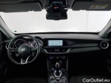  Alfa Romeo   STELVIO ALFA ROMEO / 2017 / 5P / SUV 2.2 TURBO DIESEL 190CV BUSINESS AT8 Q4 #3