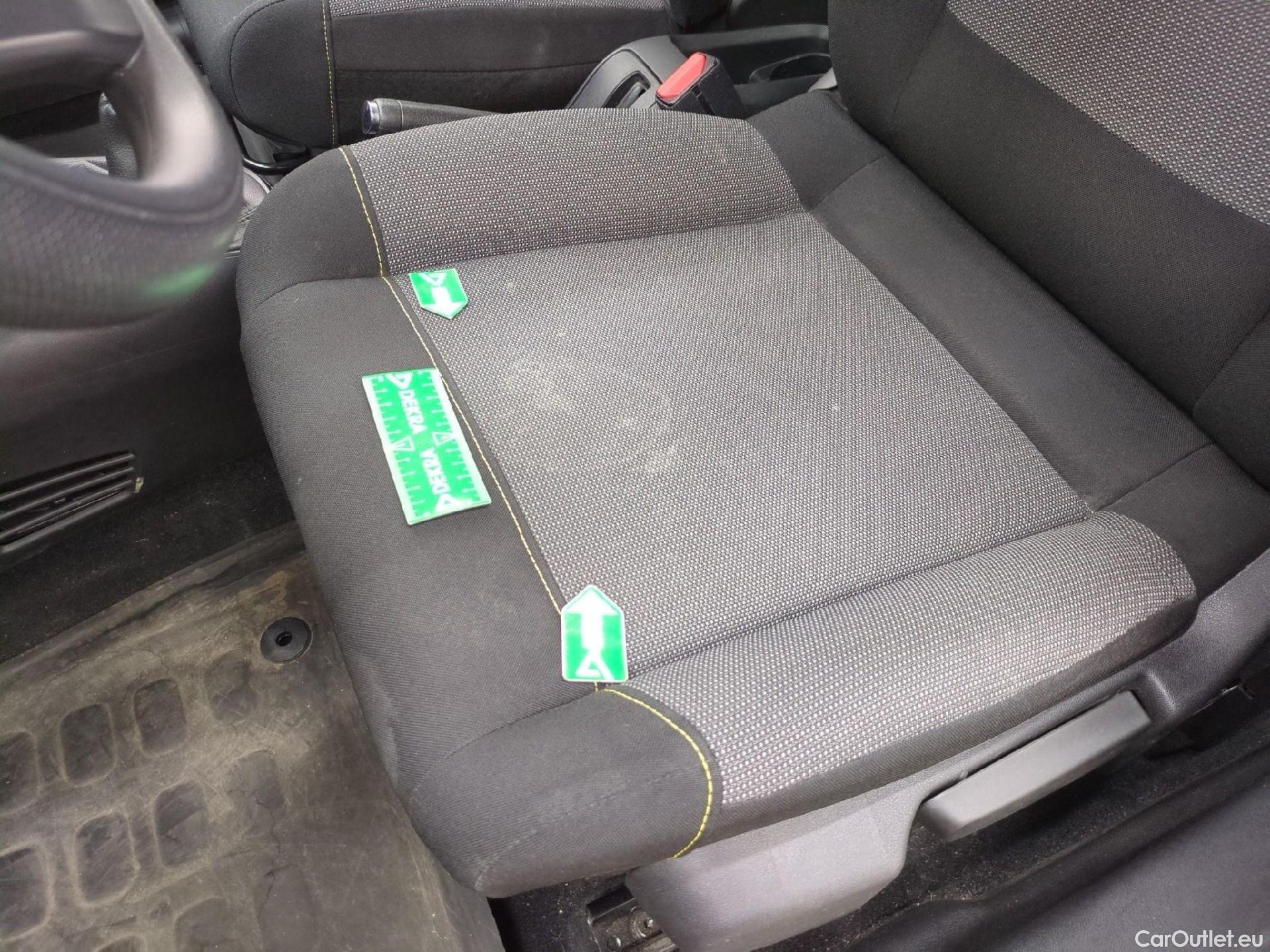  Citroen  C3 CITROEN  5p Berline BlueHDi 75 S&S BVM Feel Business #1