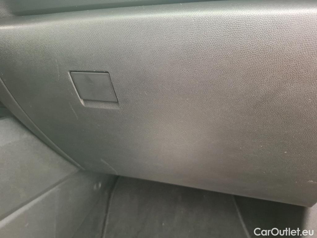  Citroen  C4  Berline Live Pack Business 1.2 PureTech 100CV BVM6 E6d #5