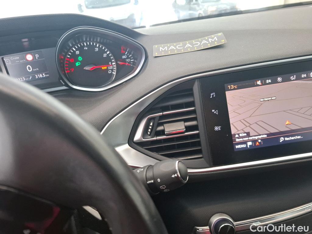  Peugeot  308  Allure 1.2 PureTech 130CV BVA8 E6d #14