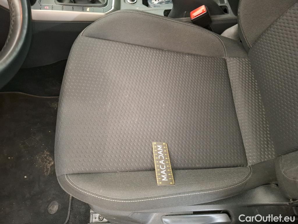  Volkswagen  Polo VOLKSWAGEN  / 2017 / 5P / Berline 1.0 TSI 95 Lounge Business #21