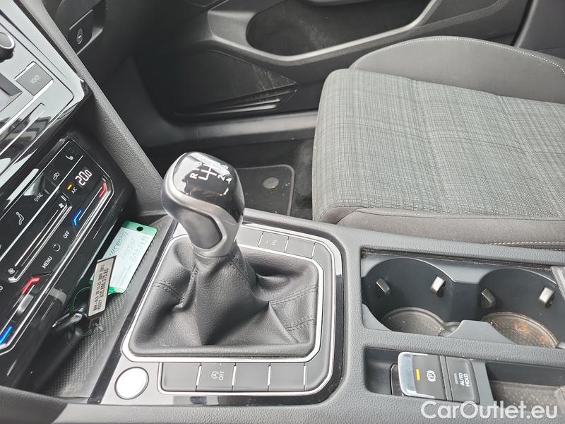  Volkswagen  Passat  Lim (CB2) (2019)  2.0TDI 110 Business #11