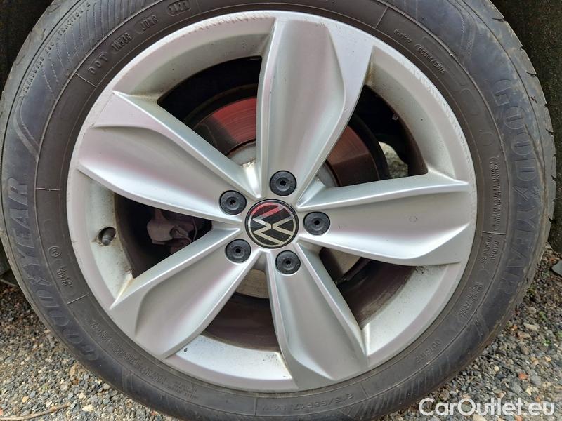  Volkswagen  Passat  Variant (CB5) (2019) Pas.Var.2.0TDI 110 Elegance #15
