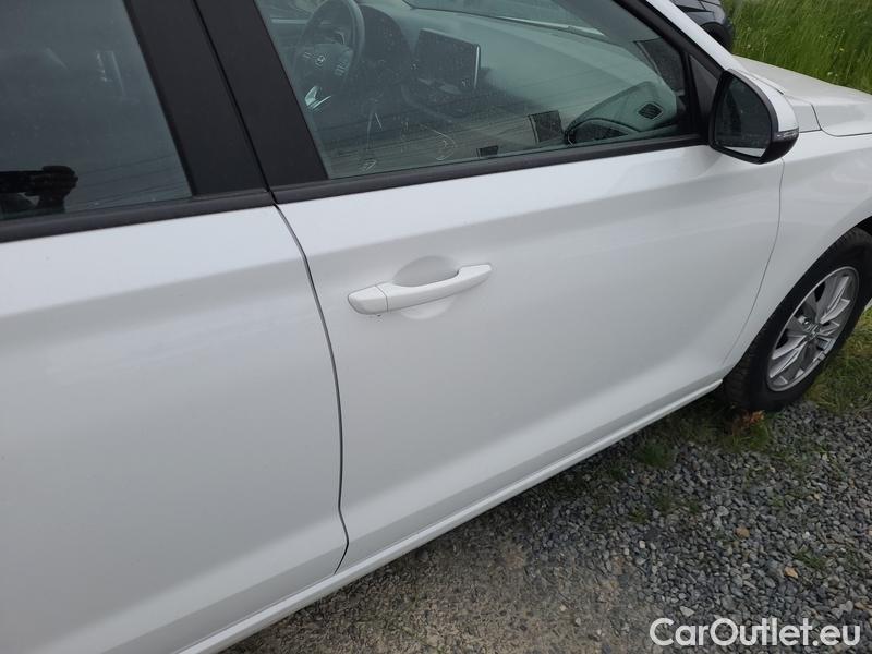  Hyundai  i30  (PD)(01.2017  ->)  1.5i CVVT 81 Comfort #17