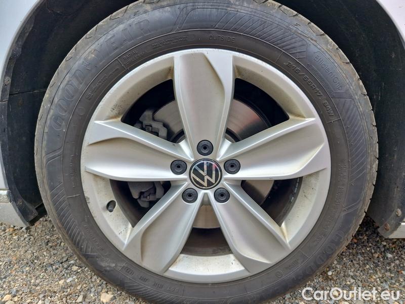  Volkswagen  Passat  Variant (CB5) (2019) Pas.Var.2.0TDI 110 Elegance #3