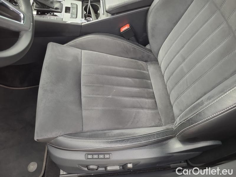  Skoda  Superb  (3V3)(2015) Supe.FL2.0TDI 140 Style 4x4 AT #18