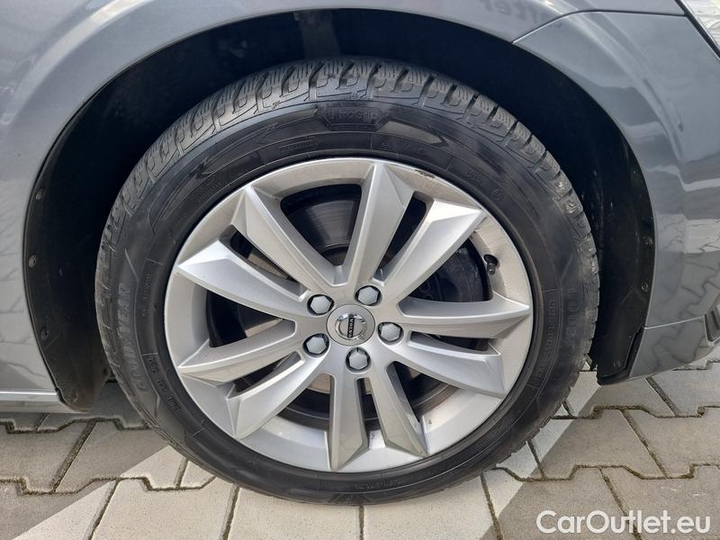  Volvo  V60  (2010)  B4 diesel Momentum Pro AT #14