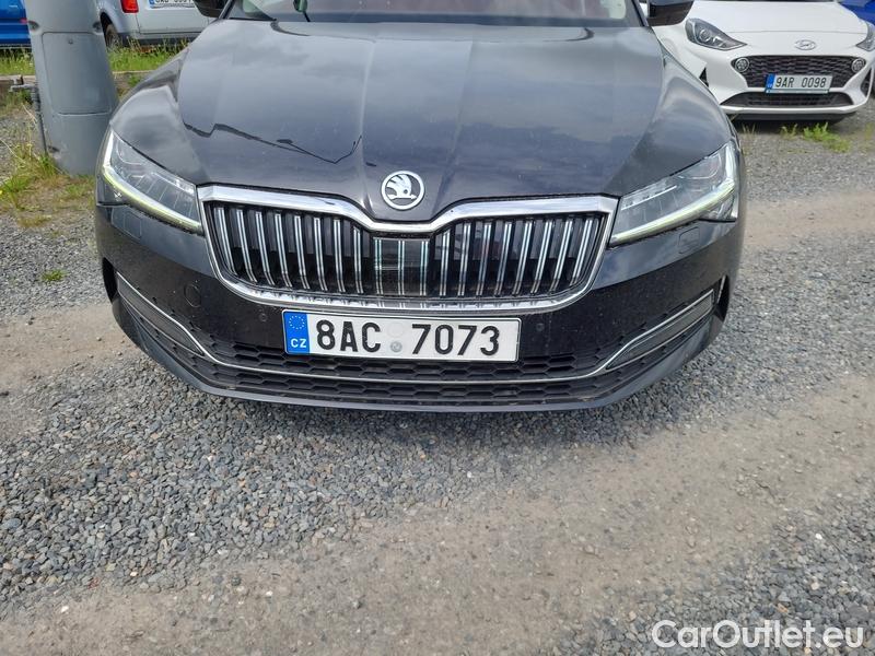  Skoda  Superb  (3V3)(2015) Supe.FL2.0TDI 140 Style 4x4 AT #2