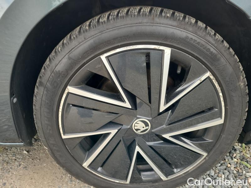  Skoda  Superb  Combi (3V5)(2015) Supe.com.2.0TDI 147 Style Aut #26