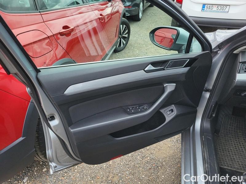  Volkswagen  Passat  Lim (CB2) (2019)  2.0TDI 110 Business #14