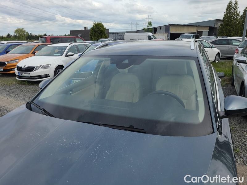 Skoda  Superb  Combi (3V5)(2015) Supe.com.2.0TDI 147 Style Aut #1