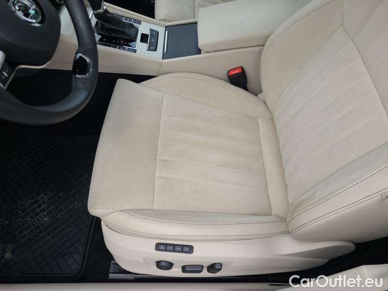  Skoda  Superb  Combi (3V5)(2015) Supe.com.2.0TDI 147 Style Aut #7