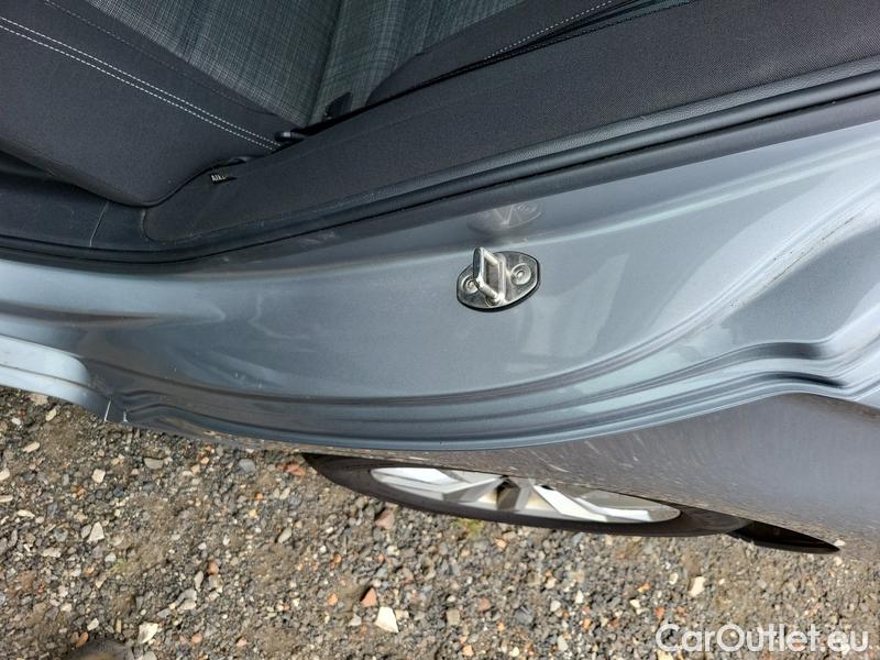  Volkswagen  Passat  Lim (CB2) (2019)  2.0TDI 110 Business #16