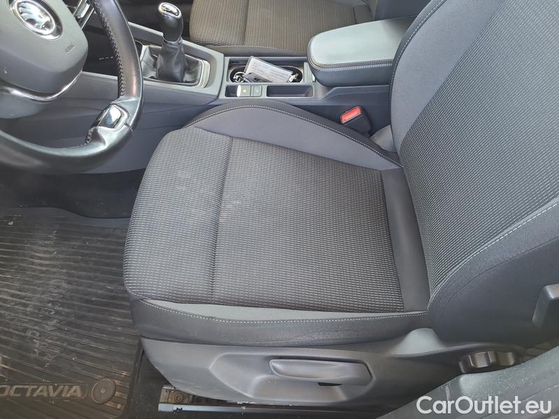  Skoda  Octavia  Combi (NX3)(2020) Oct.Combi 2.0TDI 85 Ambition #11