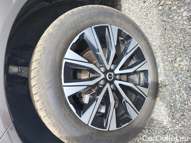  Volvo  XC60  (2008)  B5 ben.Plus Dark AWD AT #1