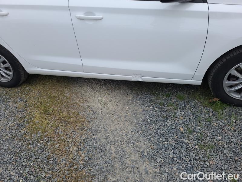  Hyundai  i30  (PD)(01.2017  ->)  1.5i CVVT 81 Comfort #15