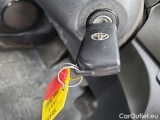 Toyota  Yaris  (2017->)  1.5 Hybrid e-CVT live AT #14