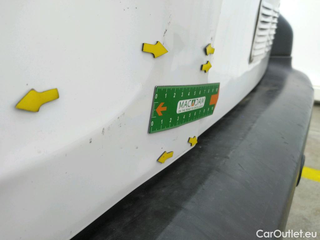  Citroen  Berlingo  Fourgon Business L1 (Court) 1.6 BlueHDi 100CV BVM5 E6 #47
