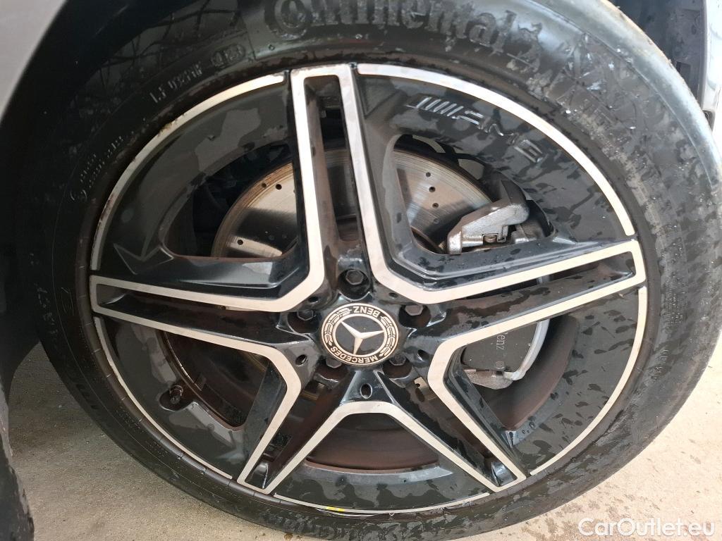  Mercedes  A-Klasse MERCEDES-BENZ Classe A Berline / 2018 / 4P / Berline A 250 e AMG Line 8G-DCT #16