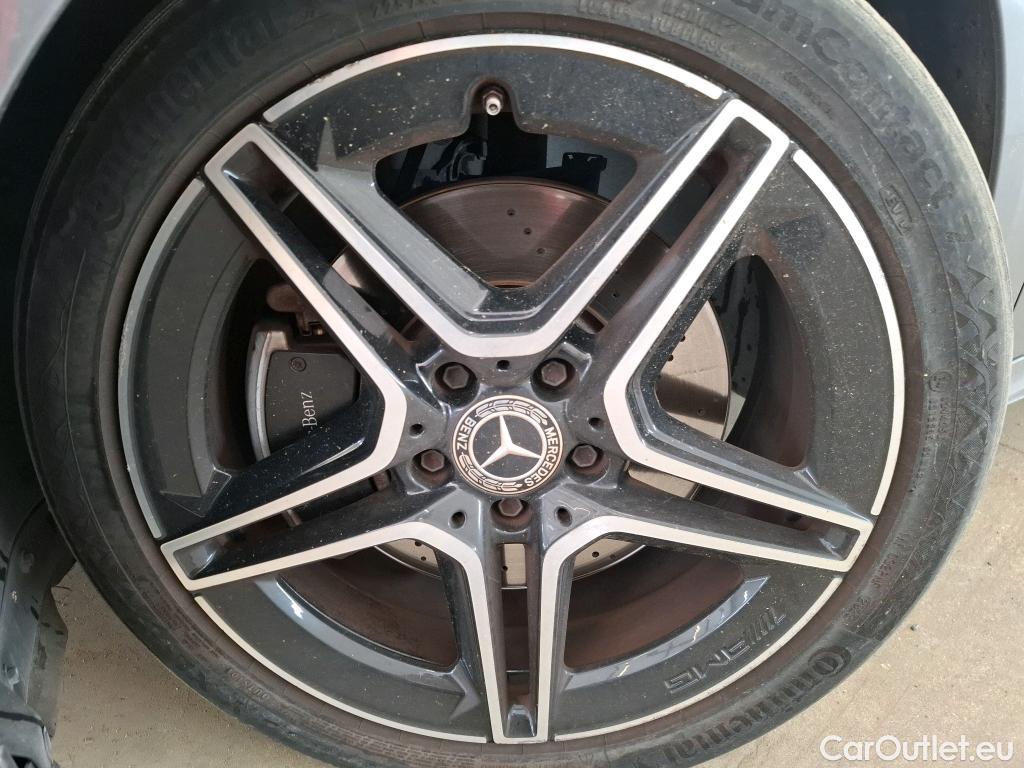  Mercedes  A-Klasse MERCEDES-BENZ Classe A Berline / 2018 / 4P / Berline A 250 e AMG Line 8G-DCT #10