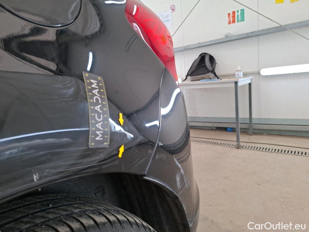  Citroen  DS5 CITROEN  5p Berline 2.0 HDi 160 Executive #19