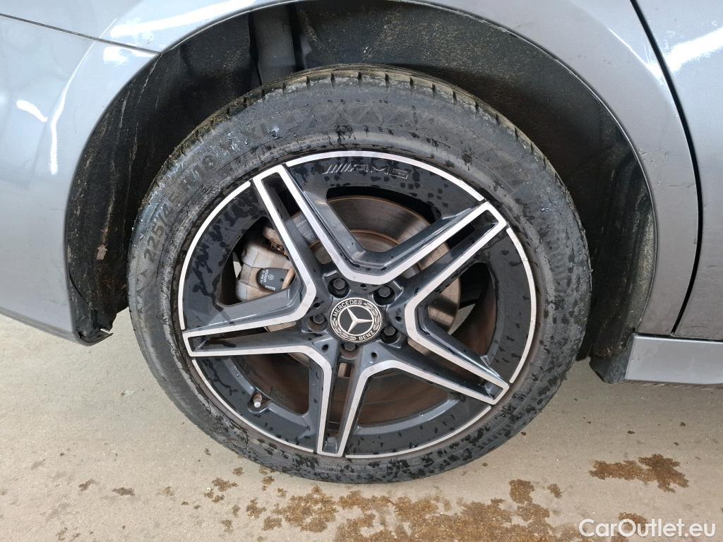  Mercedes  A-Klasse MERCEDES-BENZ Classe A Berline / 2018 / 4P / Berline A 250 e AMG Line 8G-DCT #28