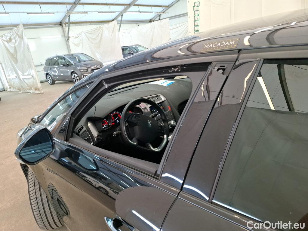  Citroen  DS5 CITROEN  5p Berline 2.0 HDi 160 Executive #106